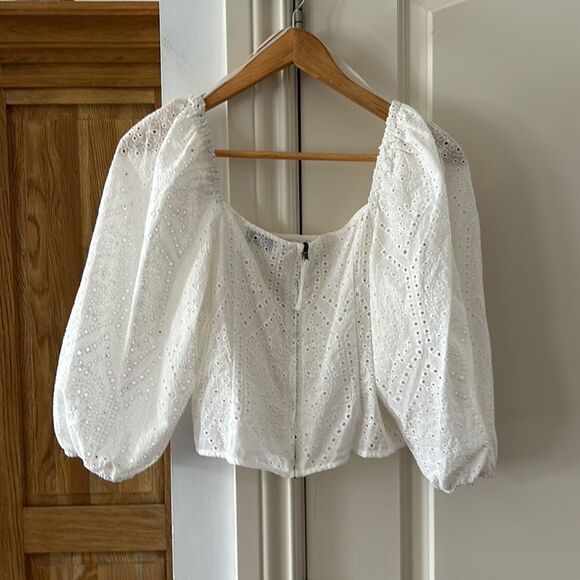 New no tags socialite crochet puff sleeve crop top large - Picture 3 of 8